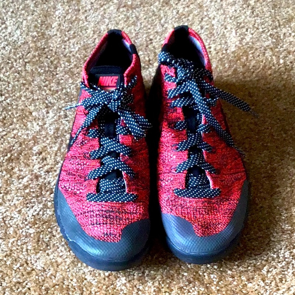 Women’s Nike Flyknit Trainer Chukka Sneaker